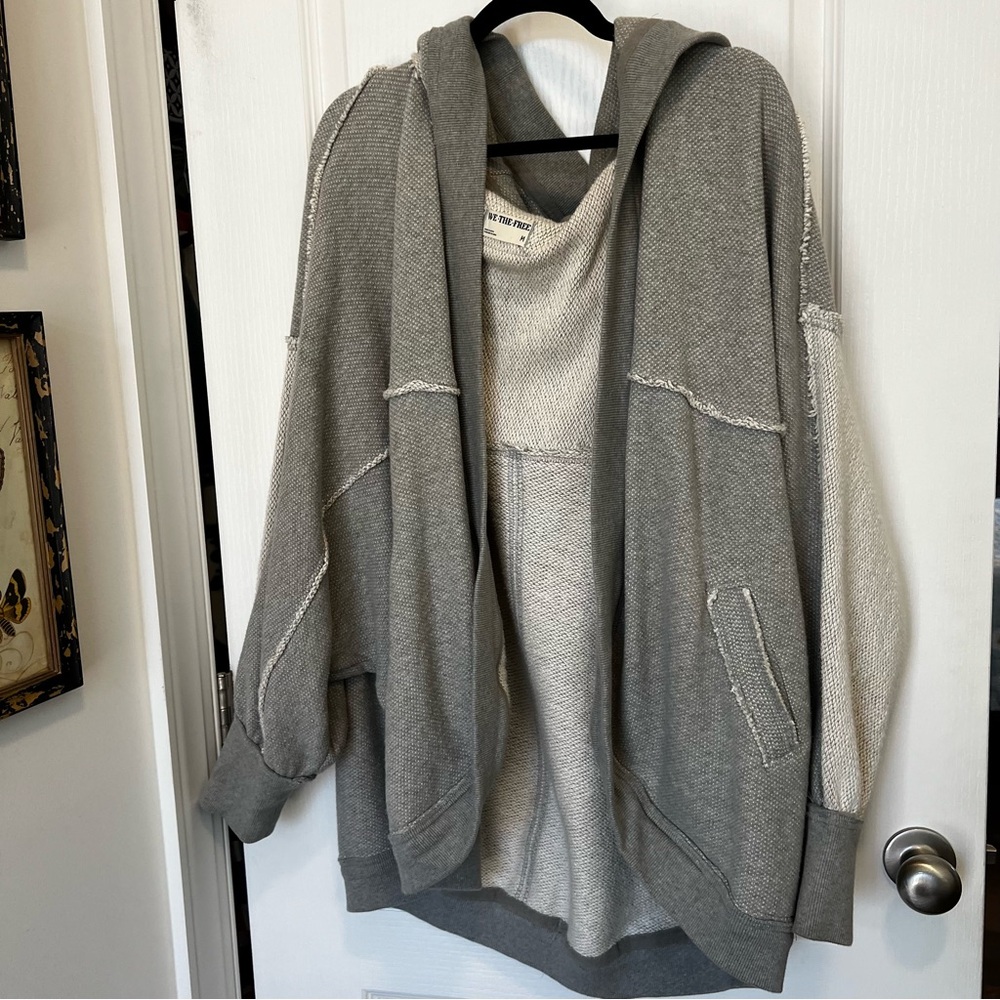 Free People Forever Yours Oversized Two-Tone Gray Hoodie Size Medium - Picture 3 of 12